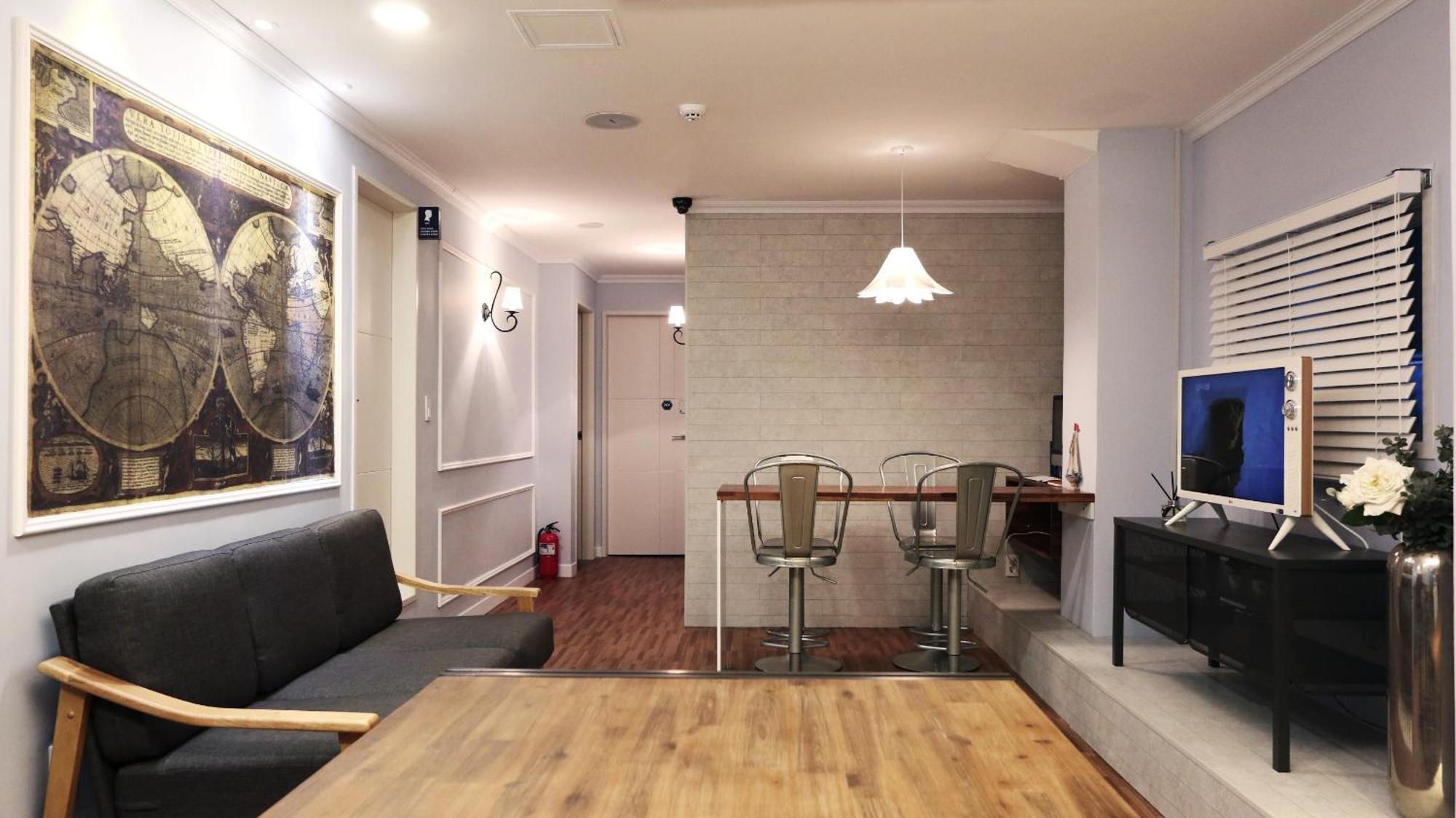 Blue Boat Hostel Myeongdong Сеул Экстерьер фото